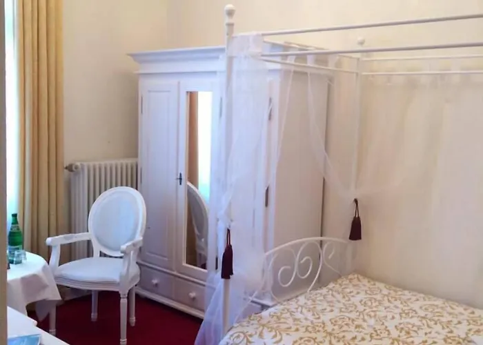 Kurvilla Fürstin Pauline 3* Bad Salzuflen